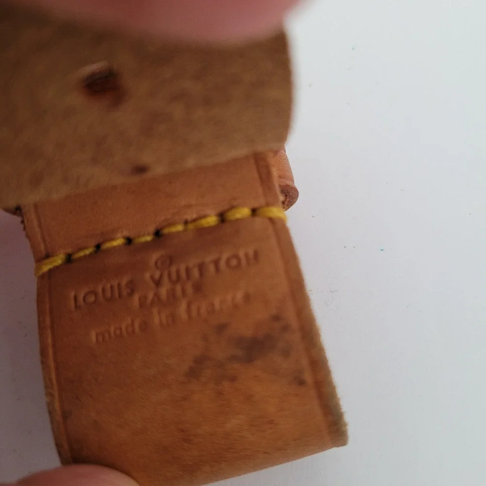 Louis Vuitton Vachetta Leather Luggage Tag Strap Tan Brass Buckle Made in France